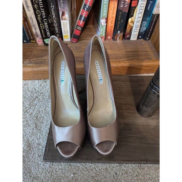 David Tutera Women's 9 Blush Pink Silver Soiree D'Orsay Embellished Pump Heels - Picture 1 of 6